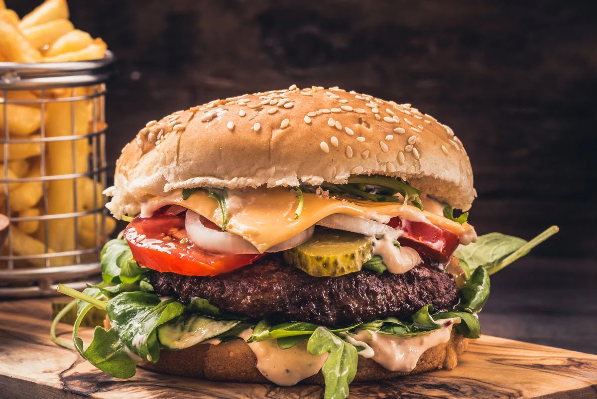 Historia burgerów – od street foodu do fine dining